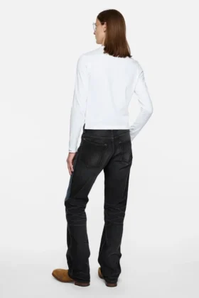 Camiseta con etiqueta de raso – corte normal