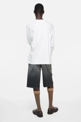 Camiseta con logotipo