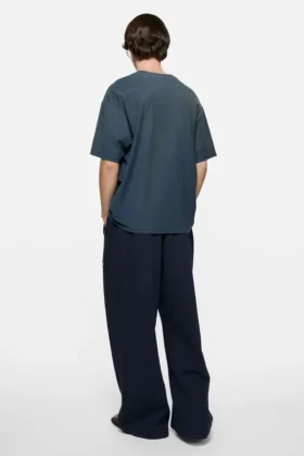 Camiseta con logotipo estampado