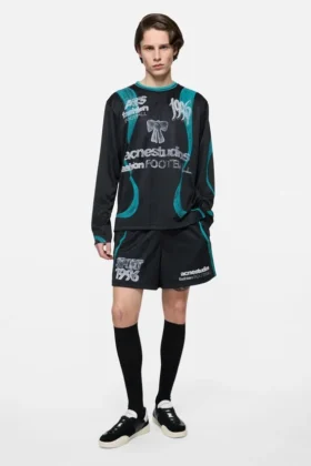 Camiseta gráfica estilo camiseta deportiva