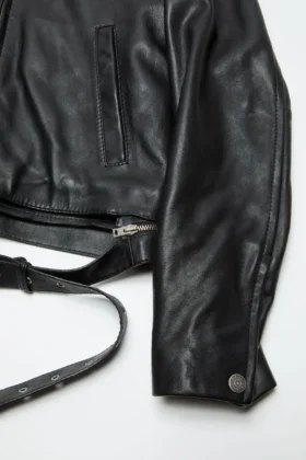 Chaqueta motera de piel