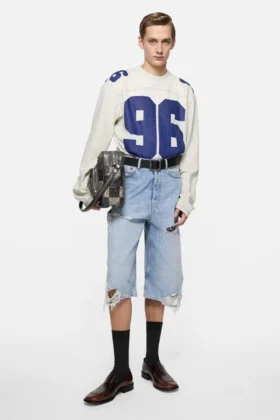 Pantalones cortos vaqueros desgastados